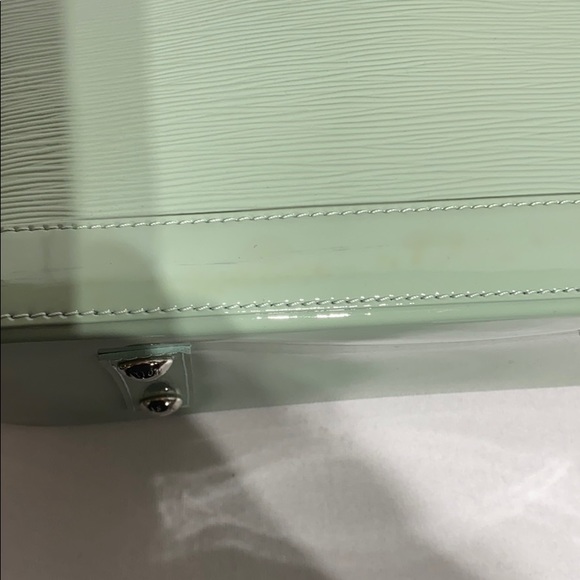 LV Epi Electric Alma PM Mint Bag - Picture 6 of 9